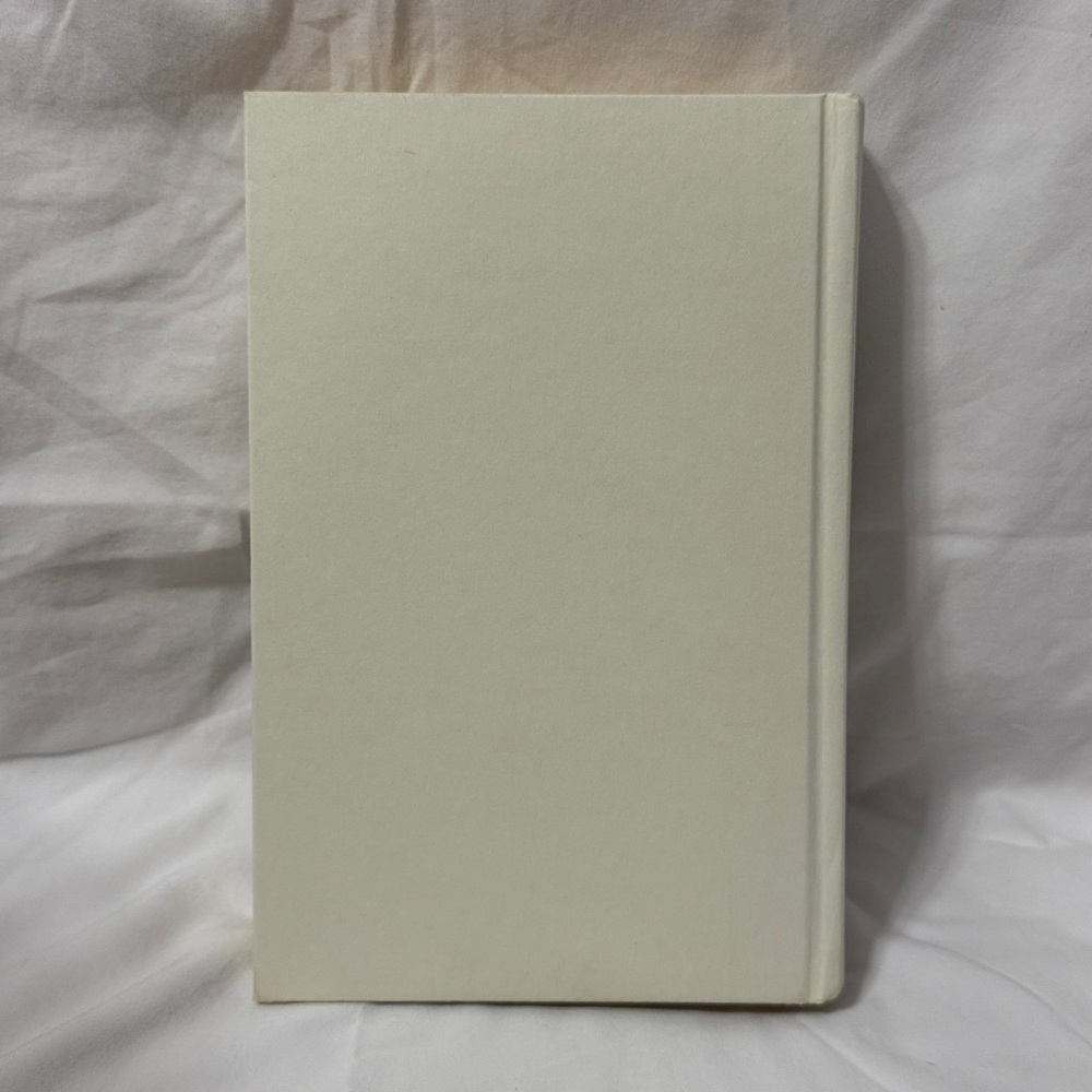 Signed “Secrets of the Tulip Sisters” Hardcover Romance by Susan Mallery - Picture 14 of 15